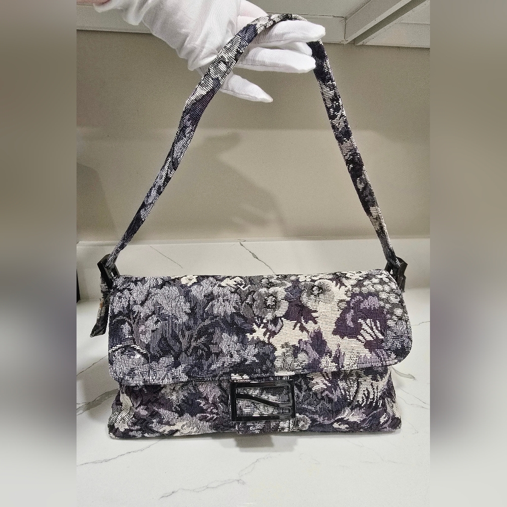 Vintage Lavender Monochrome Garden Floral Tapestry Shoulder Purse EUC